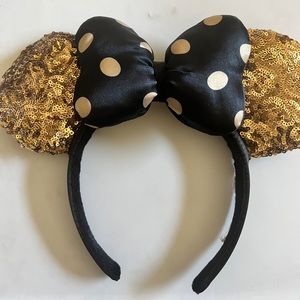Minnie ears